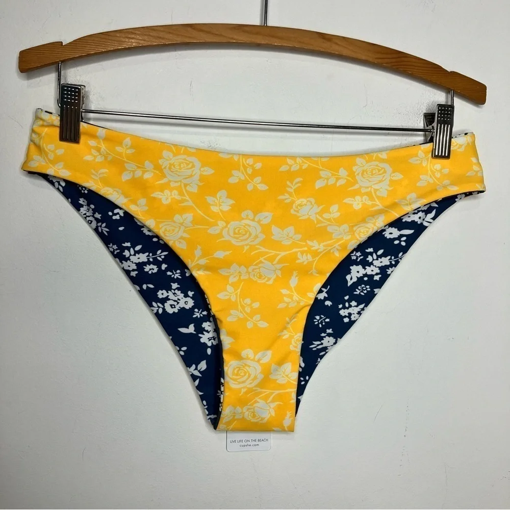 NWT Cupshe bikini‎ bottom size large